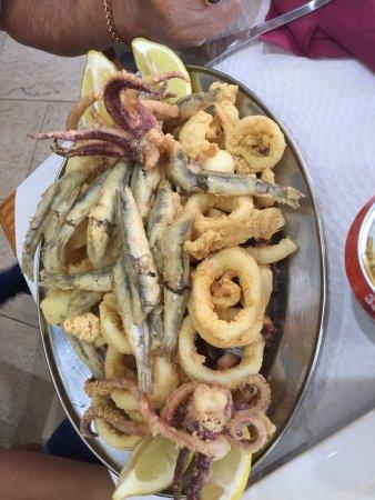 Cafeteria Freiduria Los Compis